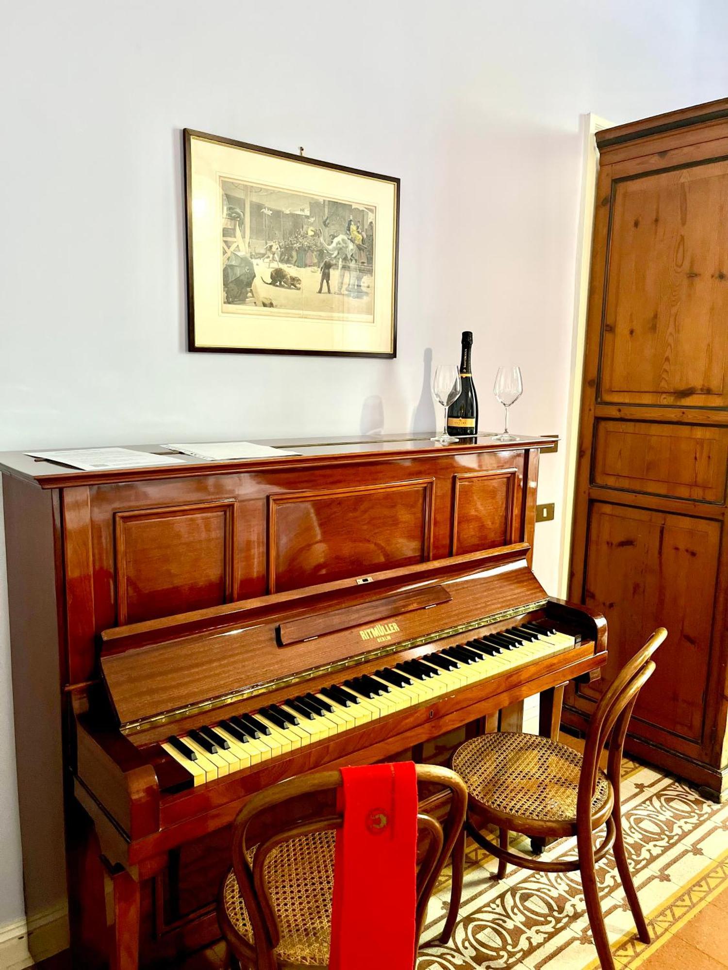 Conservatorio 16 - Scarlatti Room Neapel Exterior foto